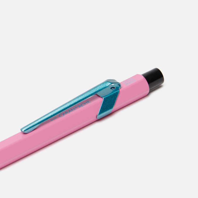 Ручка Caran d'Ache, цвет розовый, размер UNI 849.536 849 Office Claim Your Style 2 - фото 3