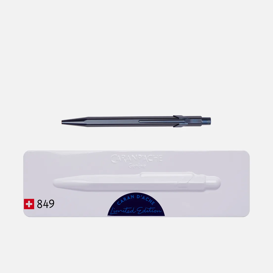 Caran d'Ache Ручка 849 Office Claim Your Style 3
