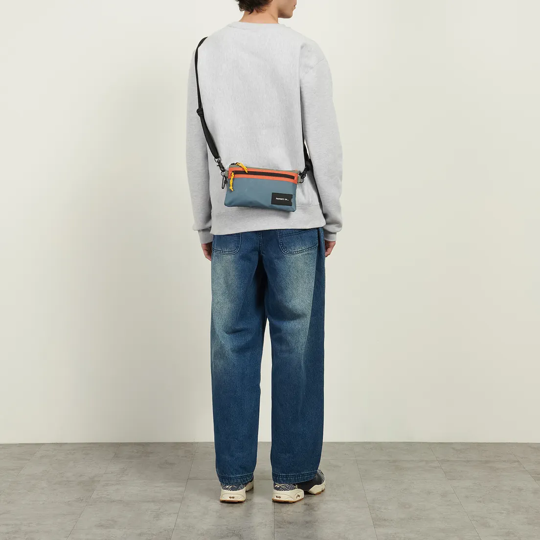 Property Of... Сумка Teo Travel Pouch