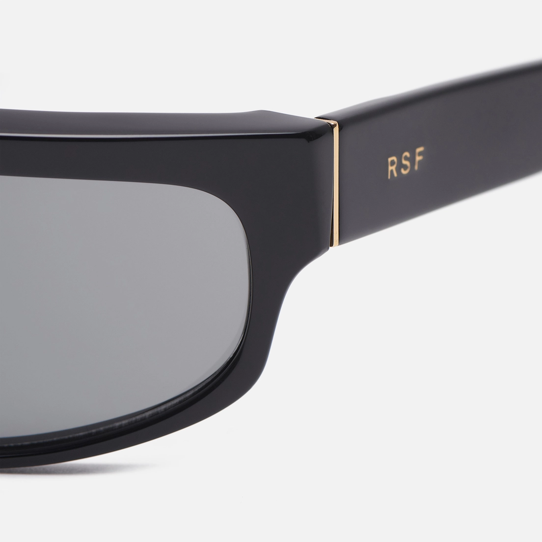 RETROSUPERFUTURE Солнцезащитные очки Zam