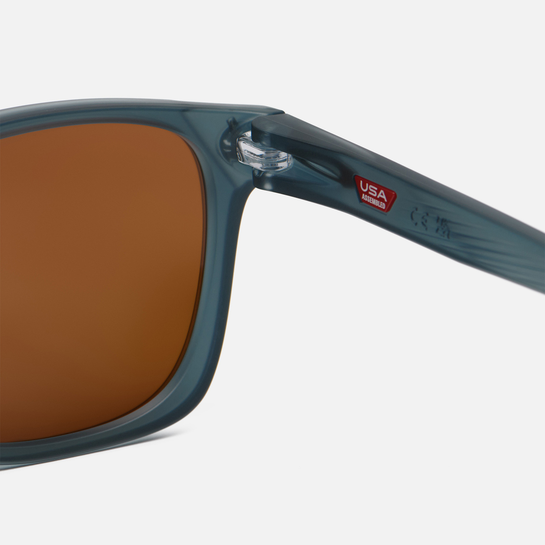 Oakley Солнцезащитные очки Ojector Polarized