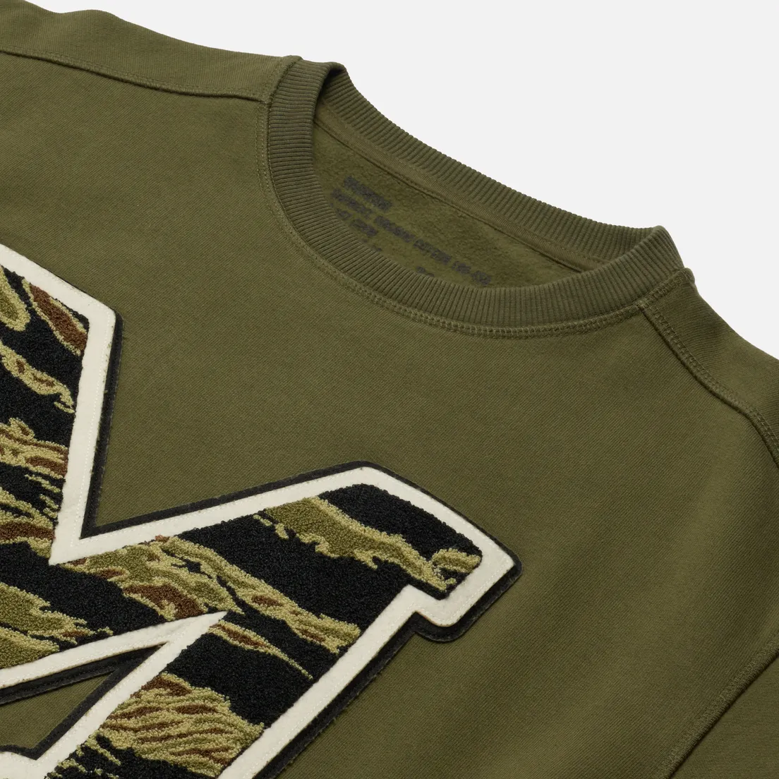maharishi Мужская толстовка MA23 Embroidered Crew Golden Tiger Skins