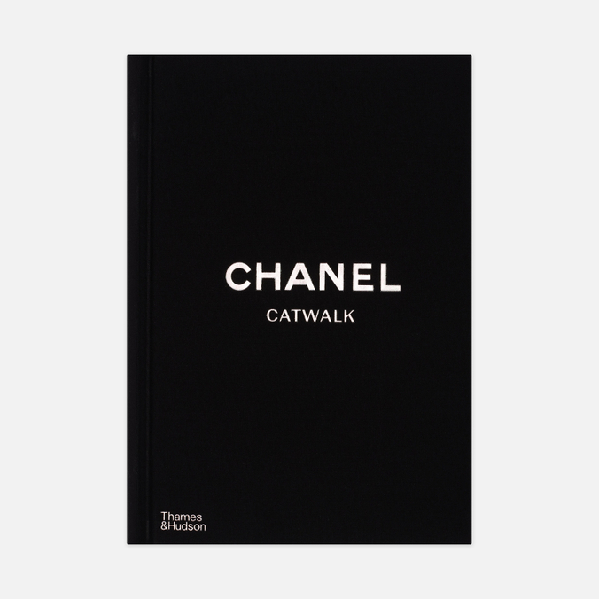 Книга Book Publishers Chanel Catwalk: The Complete Collections