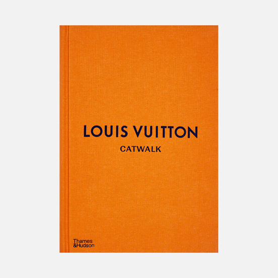 Книга Thames & Hudson Louis Vuitton: Catwalk