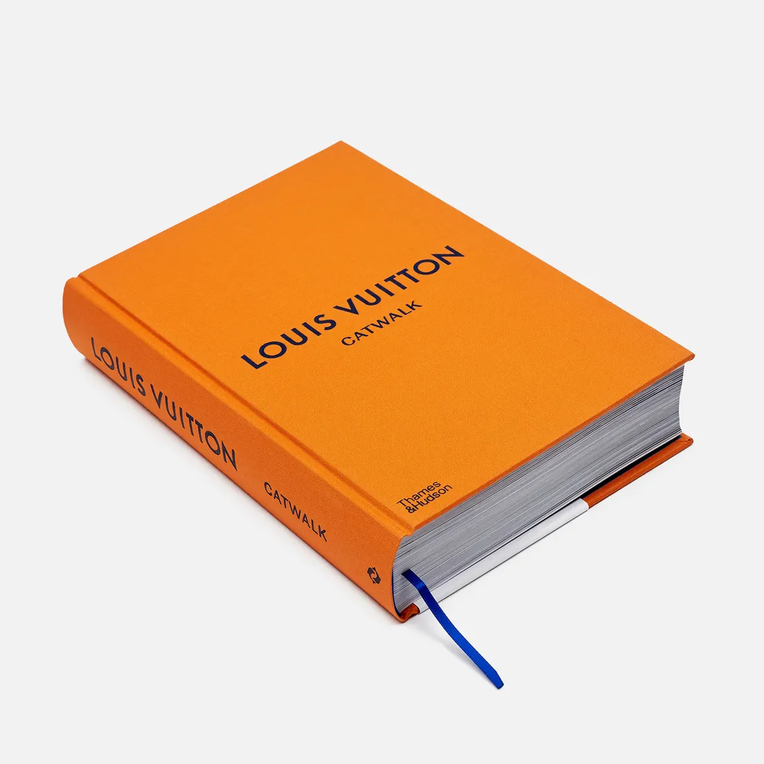 Thames & Hudson Книга Louis Vuitton: Catwalk