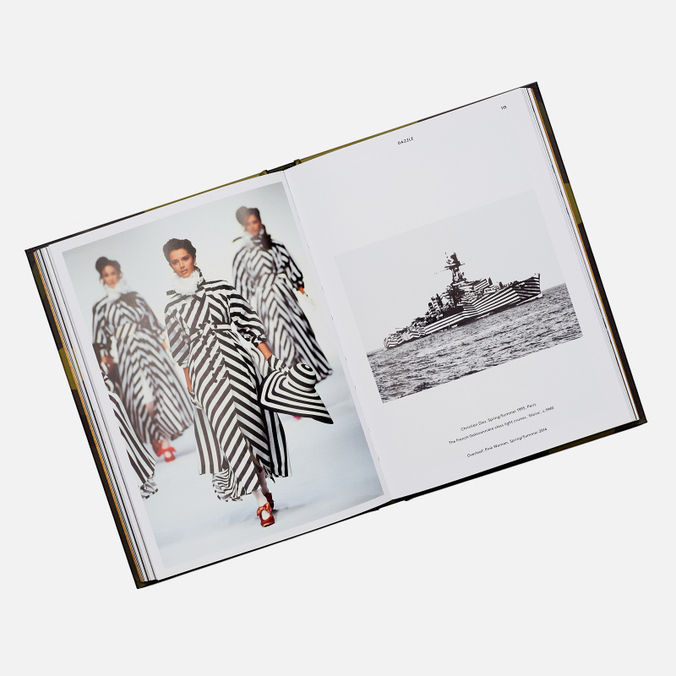 Книга Book Publishers, цвет оливковый, размер UNI 9780714872469 Military Style Invades Fashion - фото 4