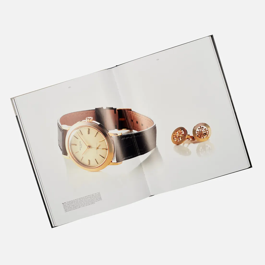 Schiffer Книга Patek Philippe: Cult Object And Investment