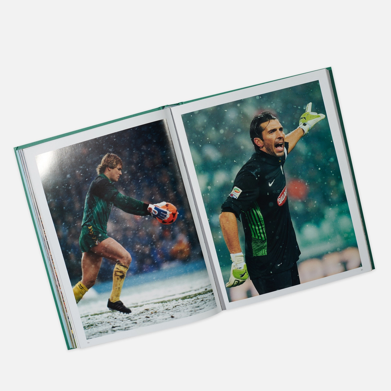 Книга Rizzoli This is Football: The Beautiful Game, 9780847834761