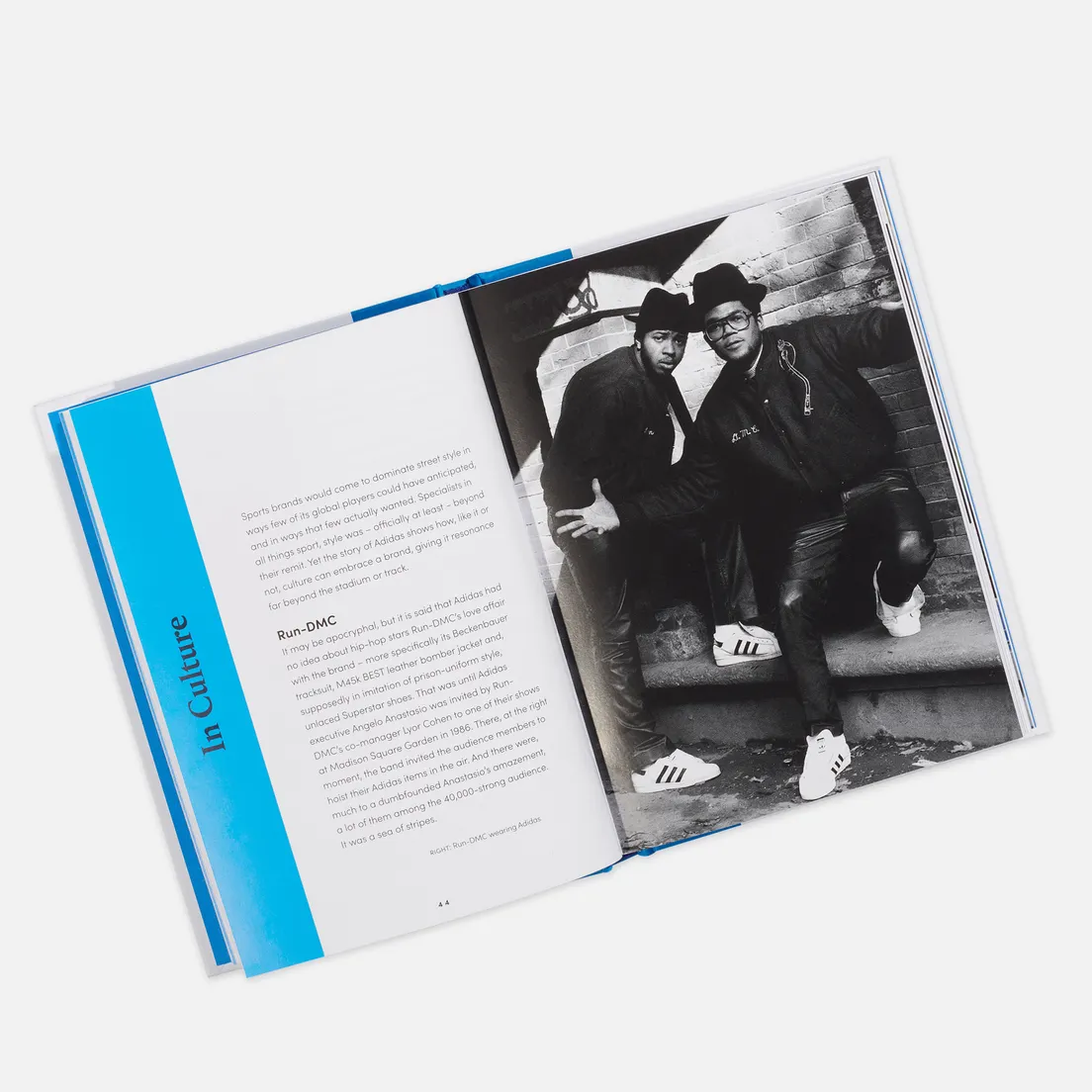Laurence King Publishing Книга A Pocket Guide To Adidas