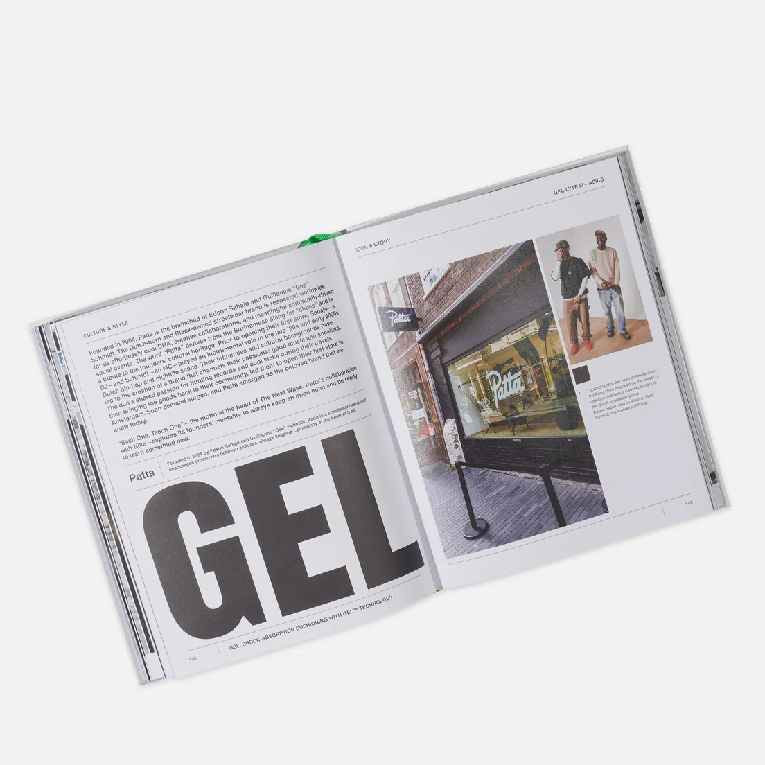 ACC Art Books Книга Sneakers: The Classics
