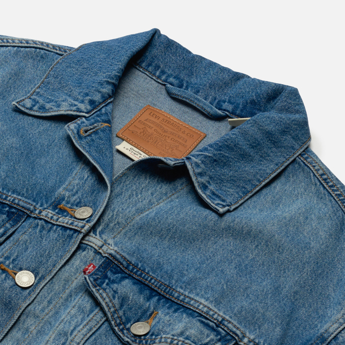 Женская джинсовая куртка Levi's, цвет синий, размер L A1743-0004 90S Trucker - фото 2
