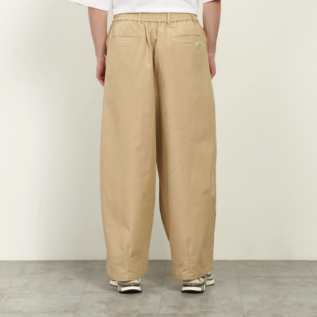 Anglan Мужские брюки Unbalance Long Tuck Balloon