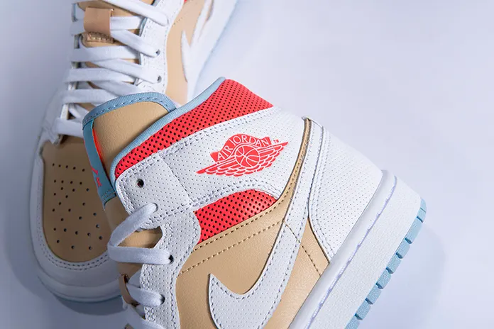 Air Jordan 1 Mid SE Sesame: акценты, приковывающие взгляд