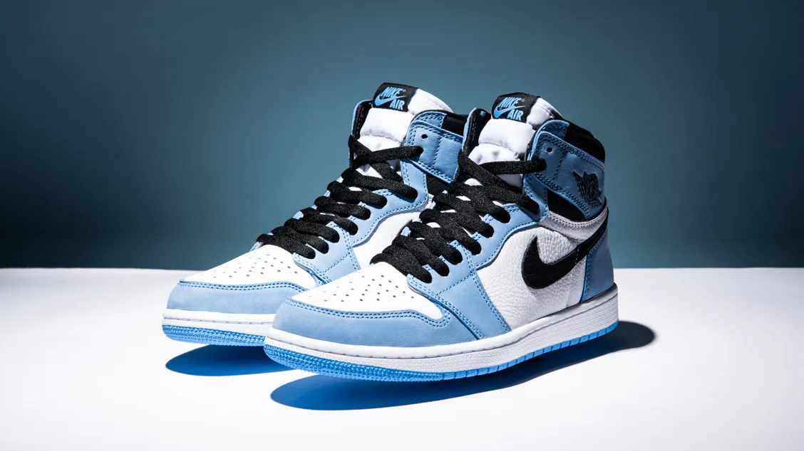 Air Jordan 1 Retro High OG University Blue история модели