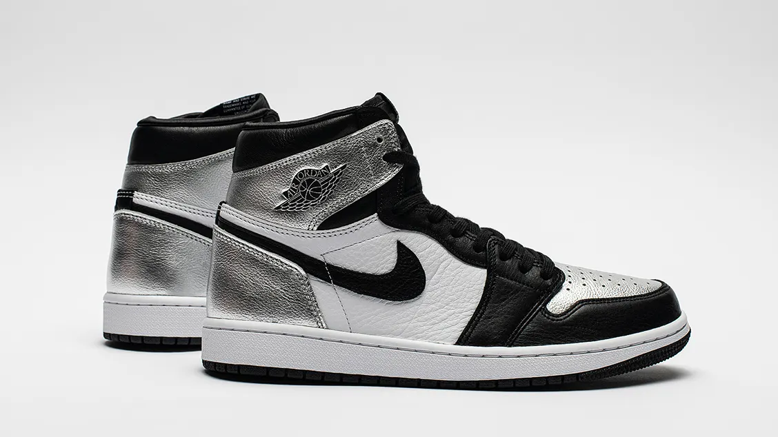 Air Jordan 1 Retro High OG Silver Toe WMNS