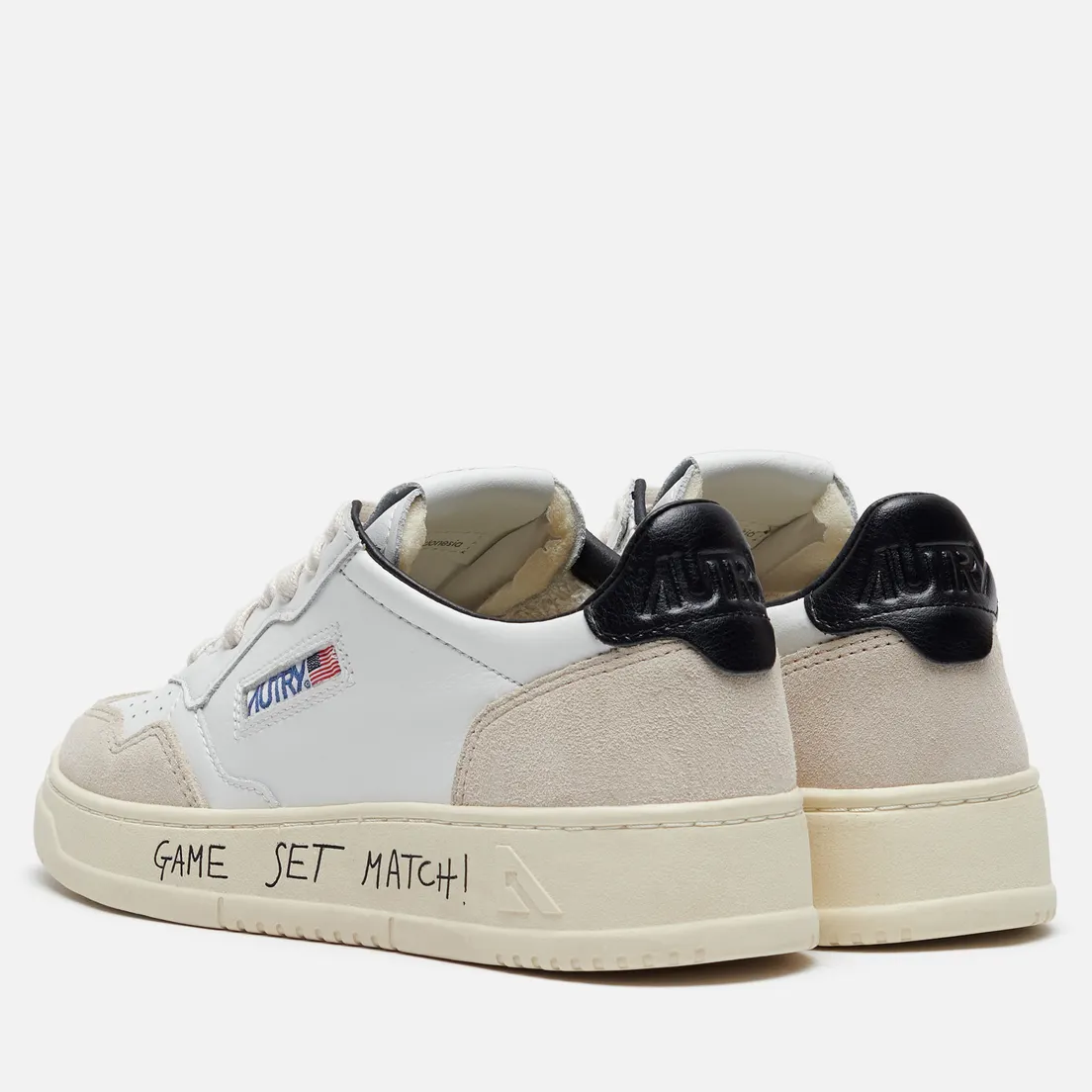 Autry Женские кроссовки Medalist Low Lettering Suede