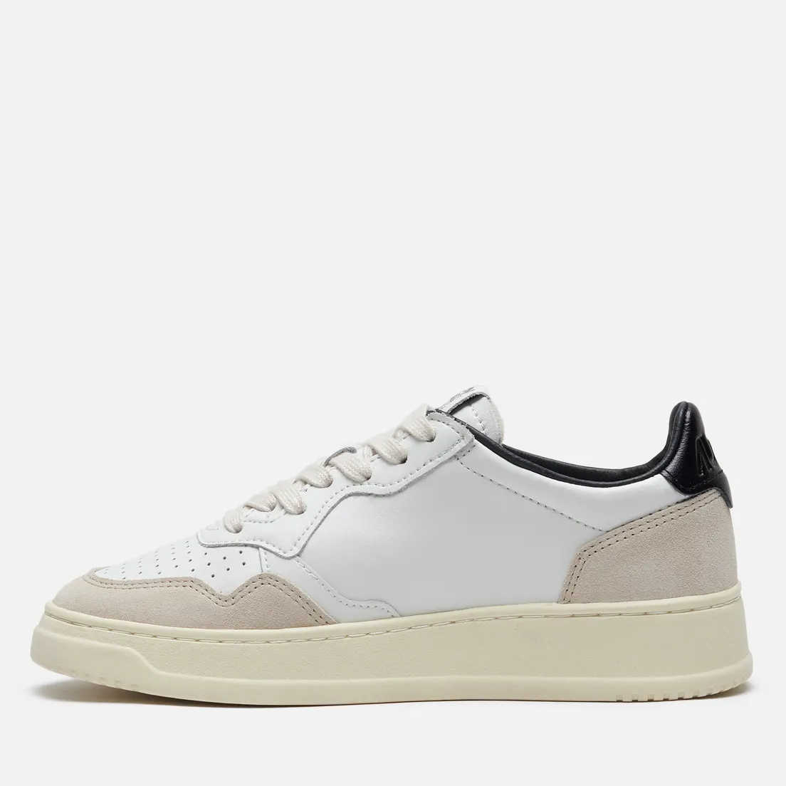 Autry Женские кроссовки Medalist Low Lettering Suede