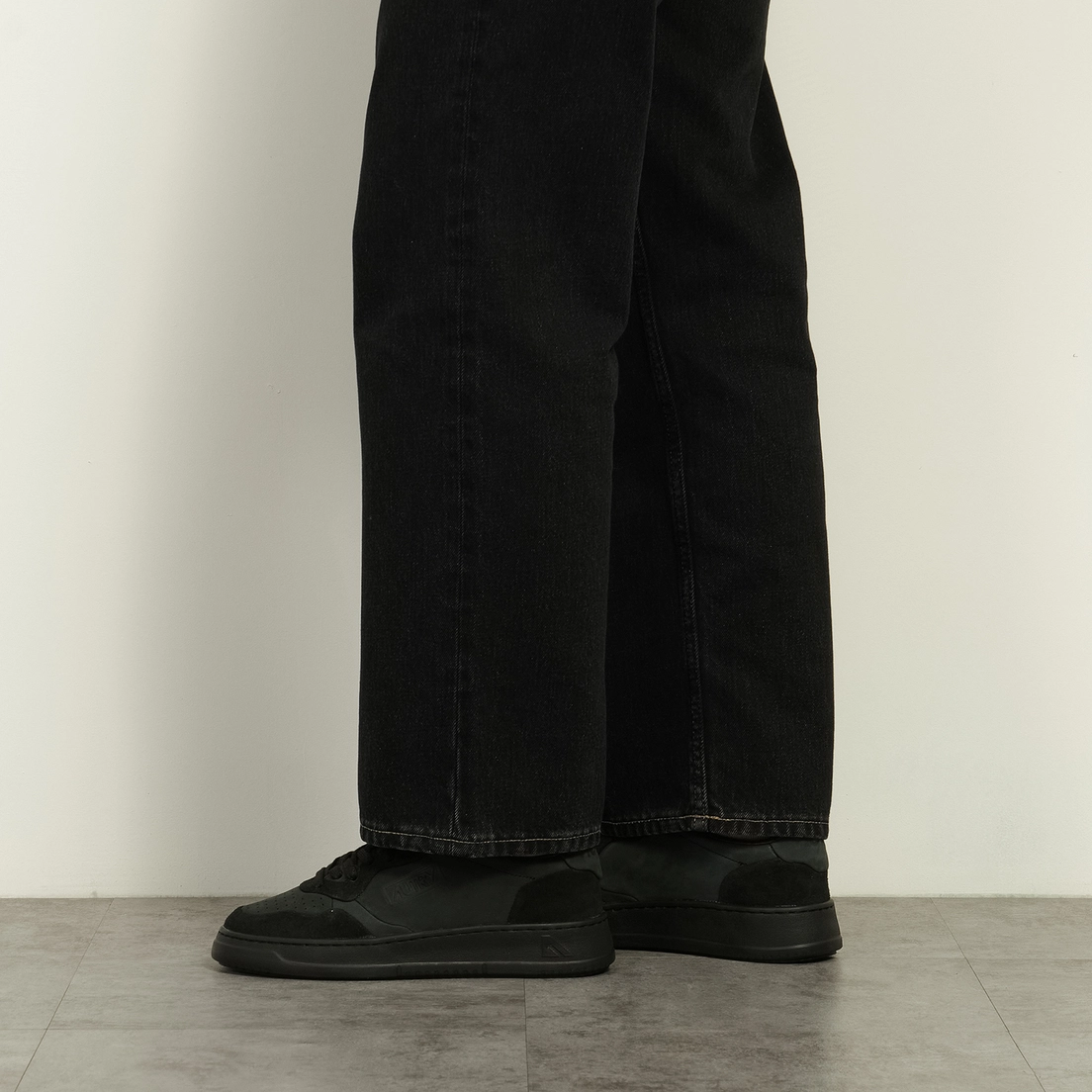 Autry Женские кроссовки Medalist Low