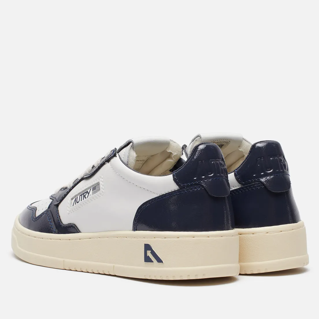 Autry Женские кроссовки Medalist Low