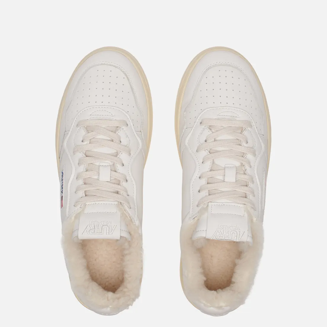Autry Женские кроссовки Medalist Low Shearling