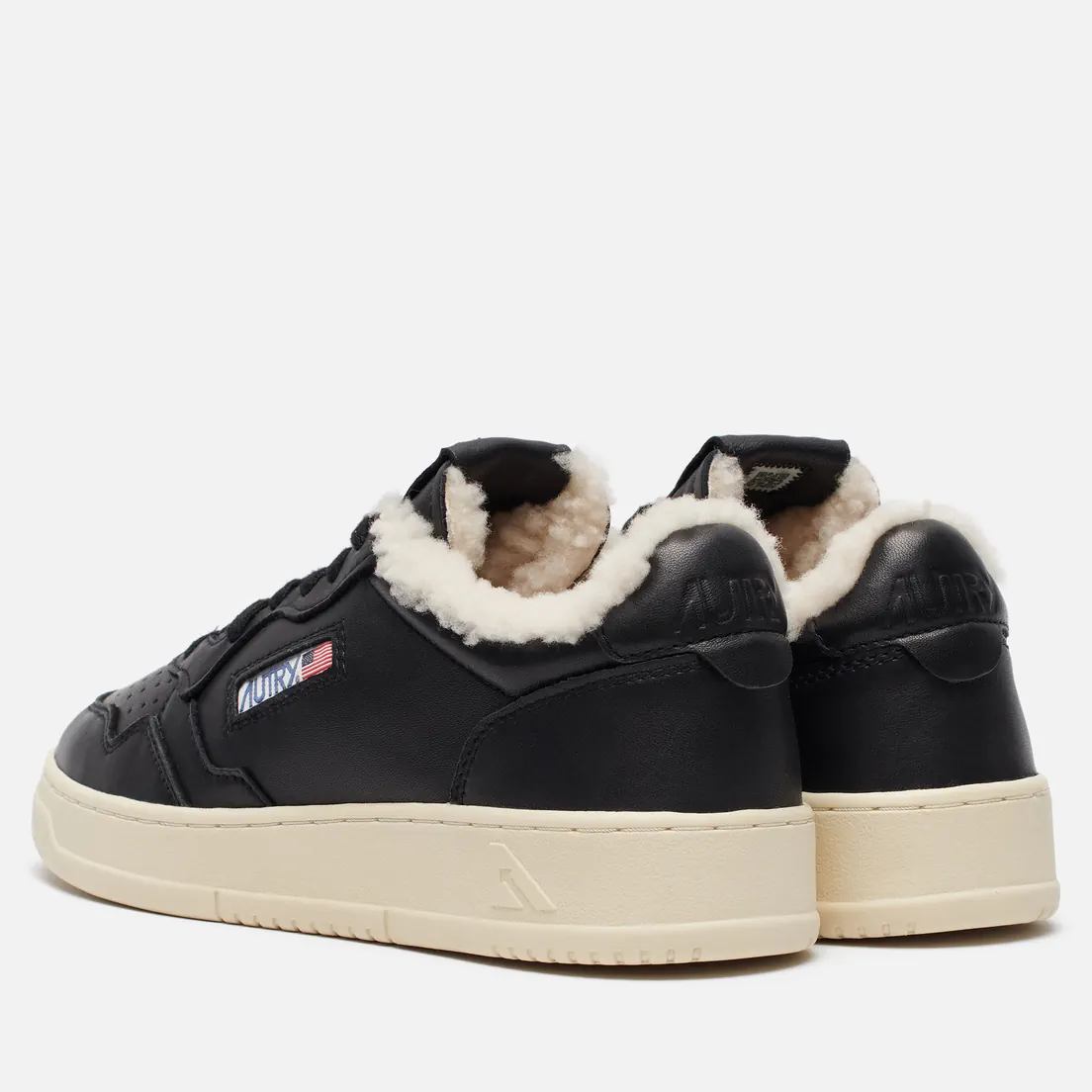 Autry Женские кроссовки Medalist Low Shearling