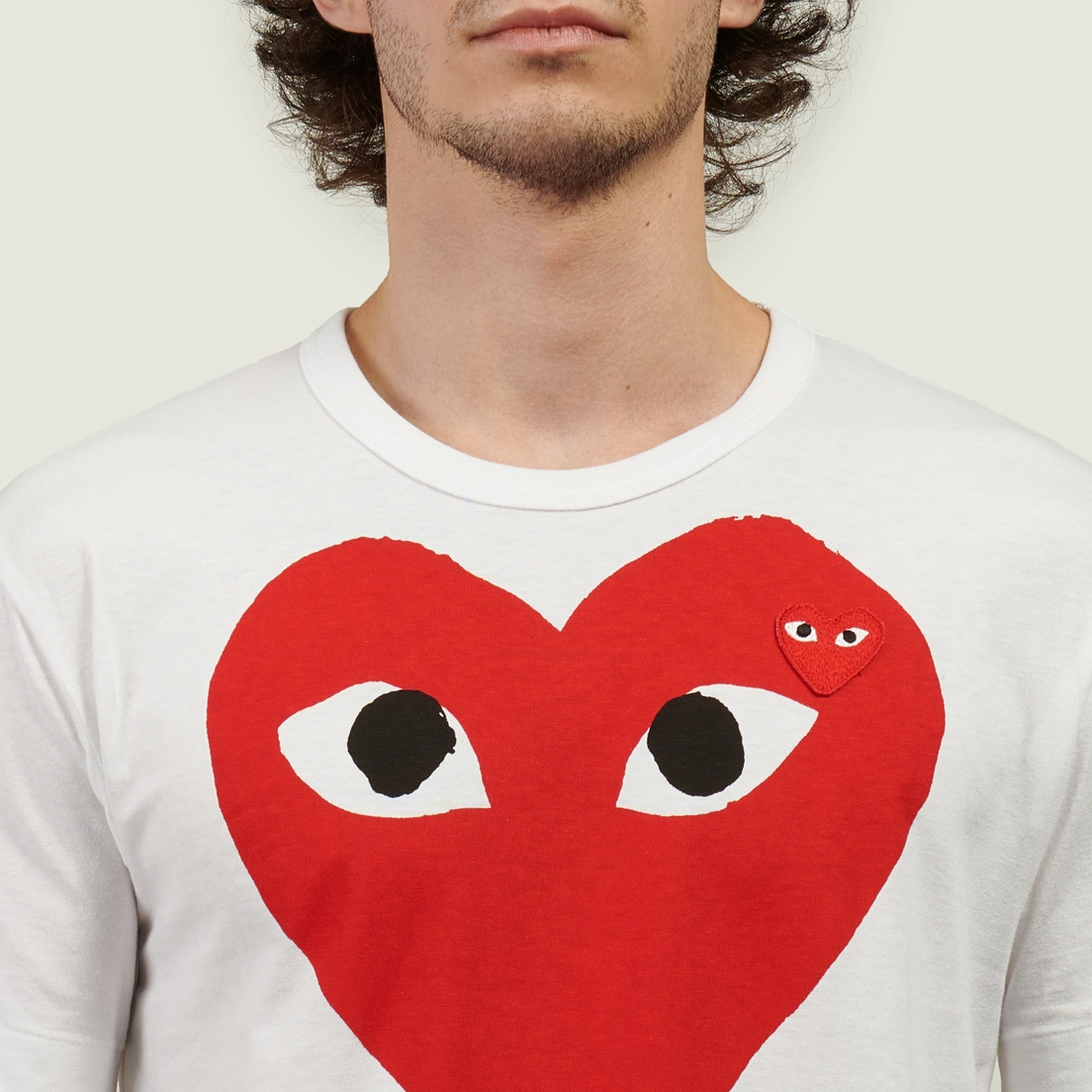 Comme des Garcons Play Мужская футболка Oversized Red Emblem