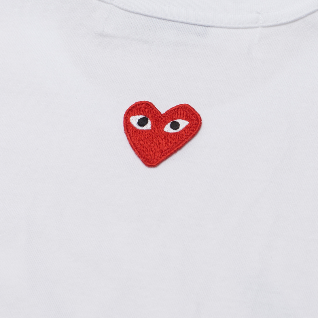 Comme des Garcons Play Мужская футболка Classic Red Heart On Back