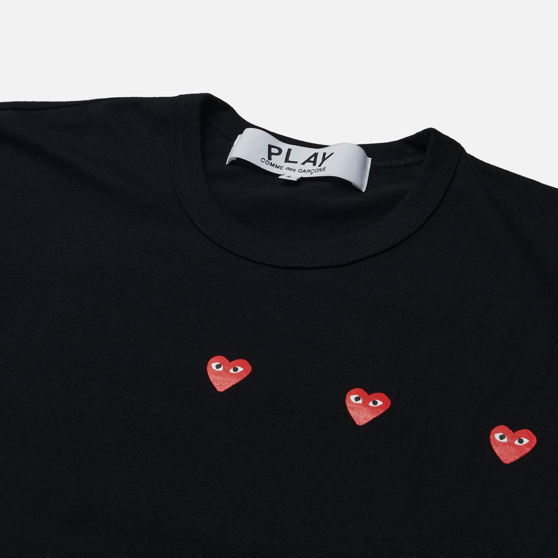 Comme des Garcons Play Мужская футболка Triple Heart Emblem