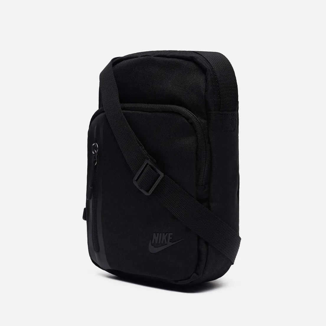 Nike Сумка Tech Small Items