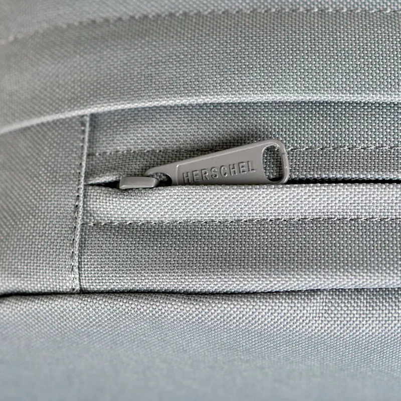 Herschel Supply Co. Рюкзак Pop Quiz 22L