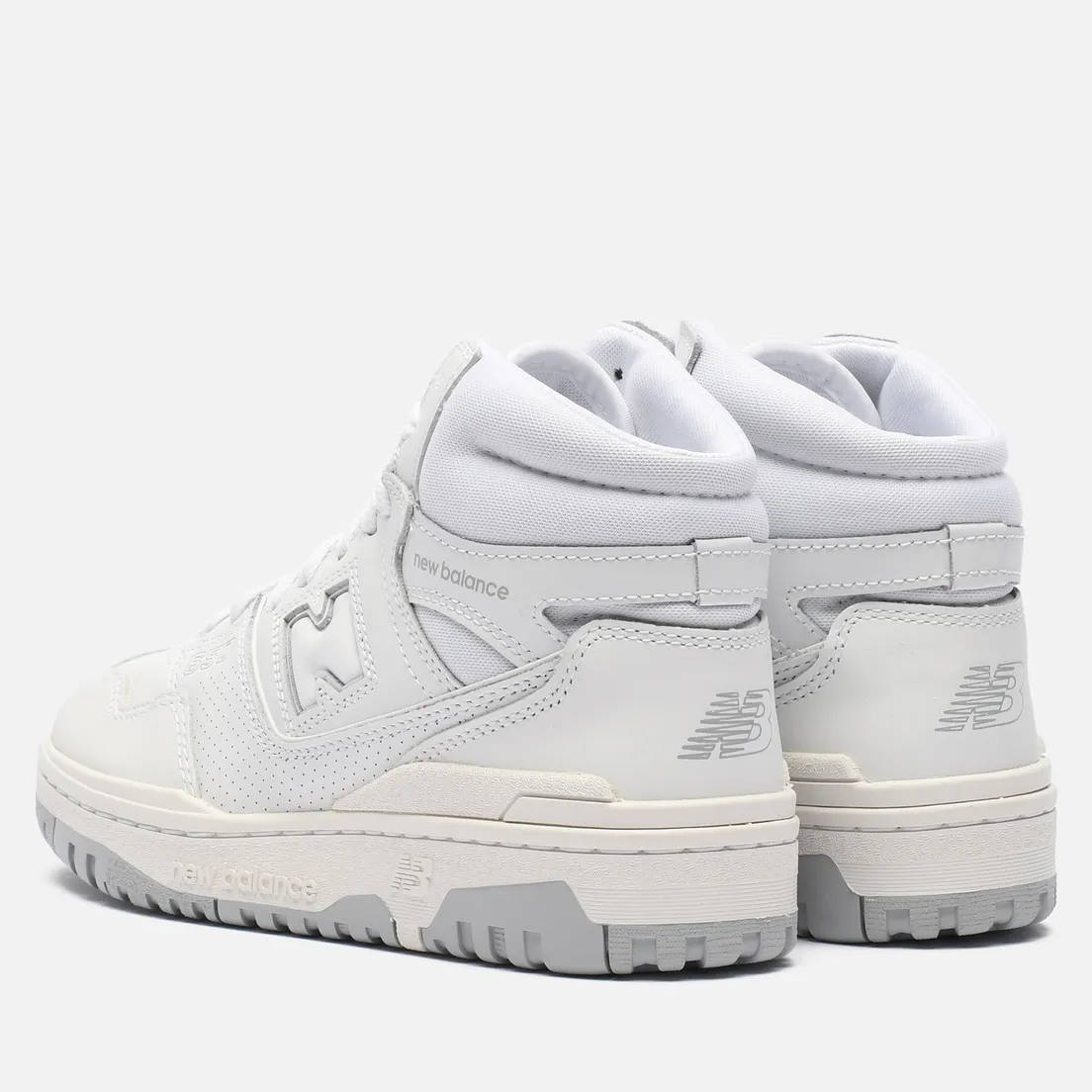New Balance Женские кроссовки 650
