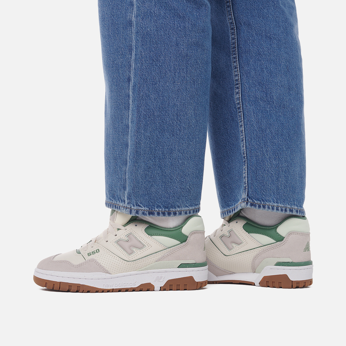 New Balance Женские кроссовки BBW550HK