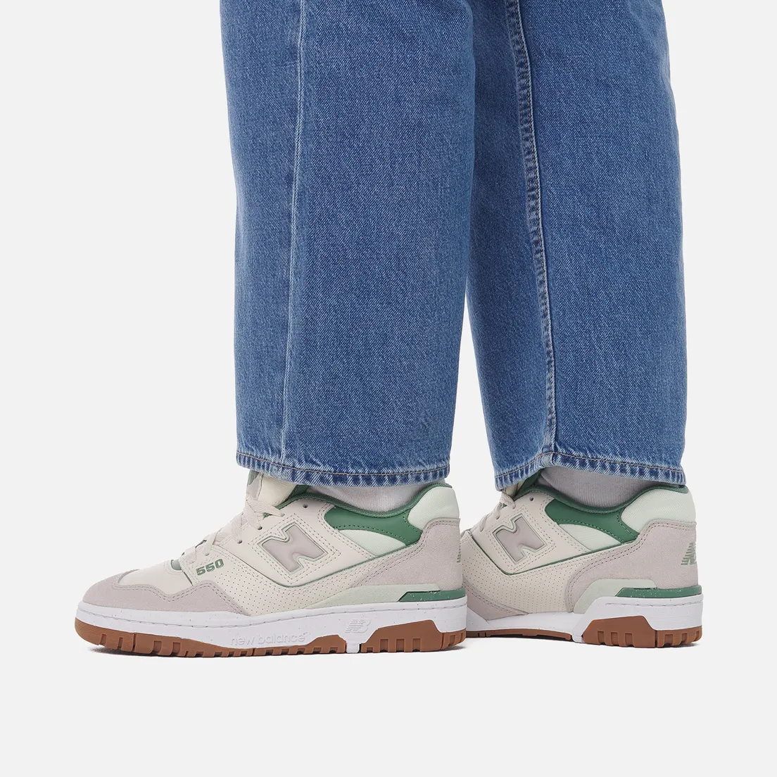 New Balance Женские кроссовки BBW550HK