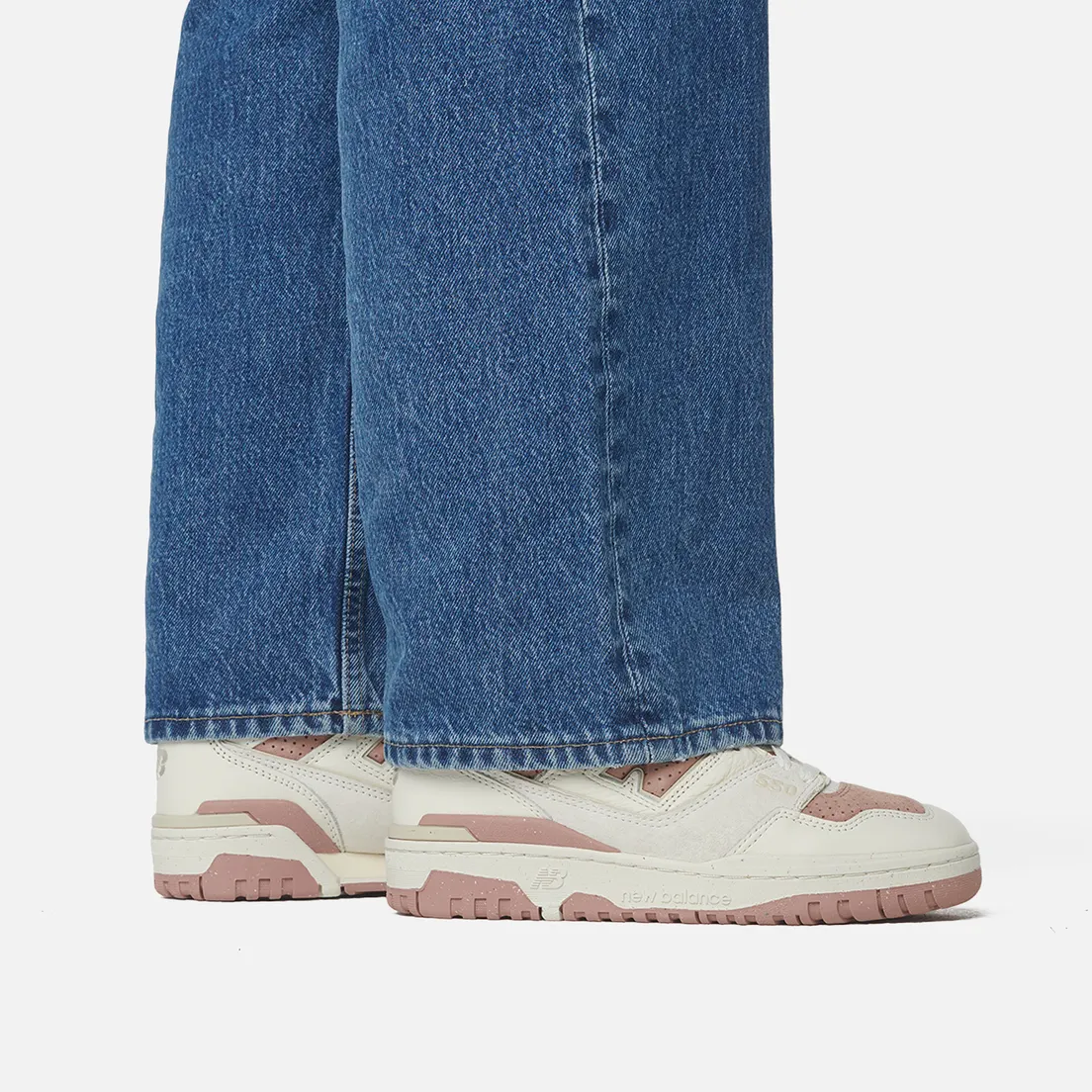 New Balance Женские кроссовки BBW550PF