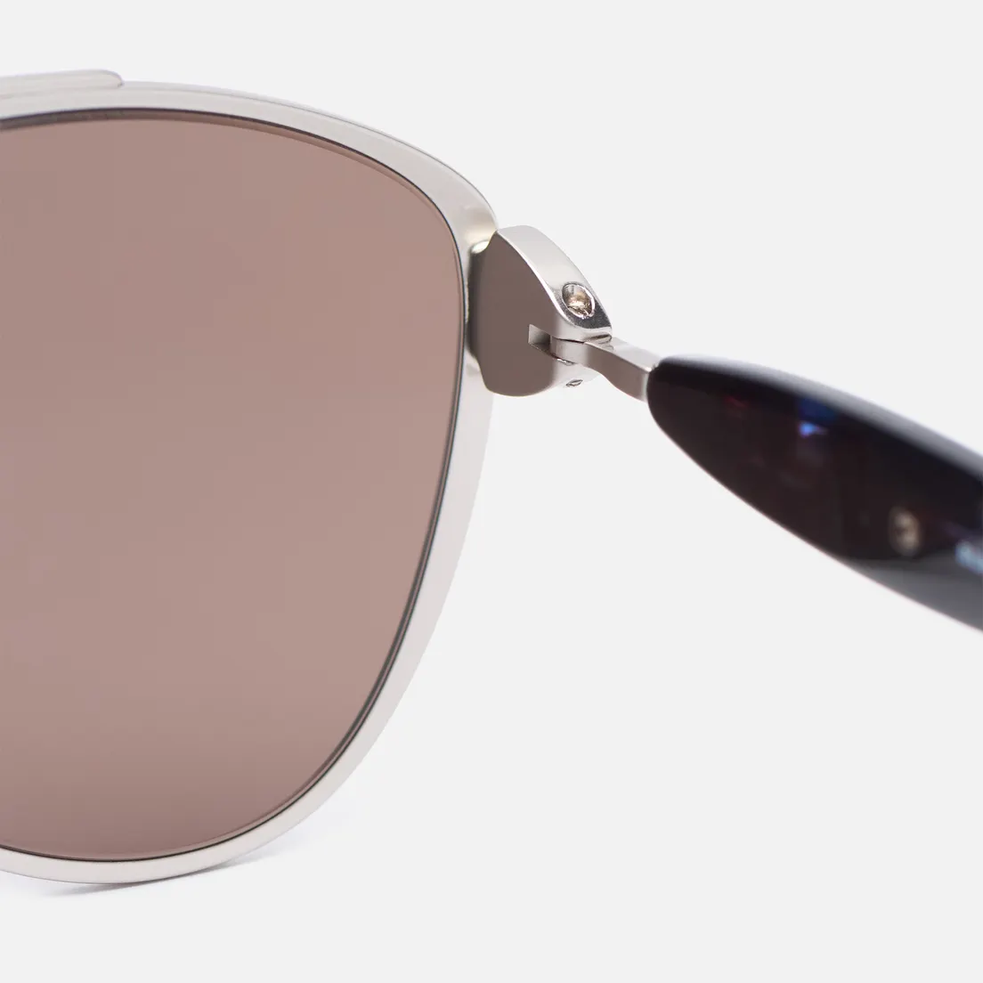 Burberry Солнцезащитные очки BE3160