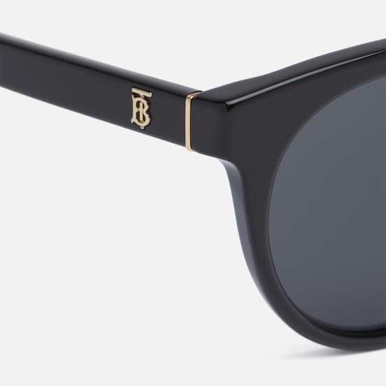 Солнцезащитные очки Burberry Amelia Black/Grey