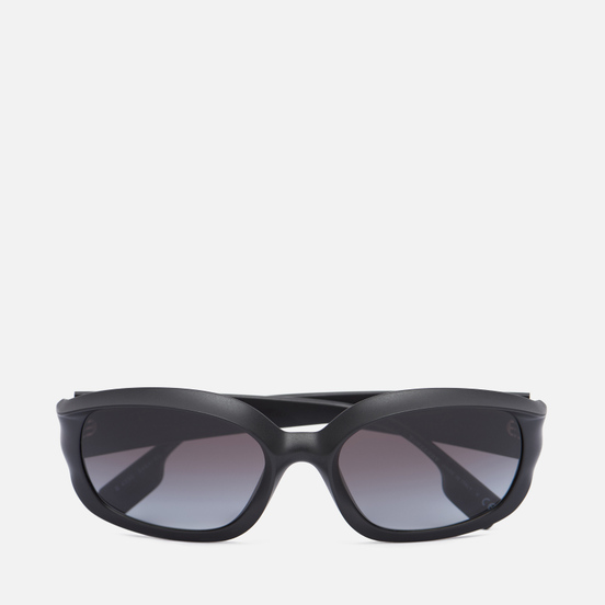 Солнцезащитные очки Burberry Milton Black/Grey Gradient