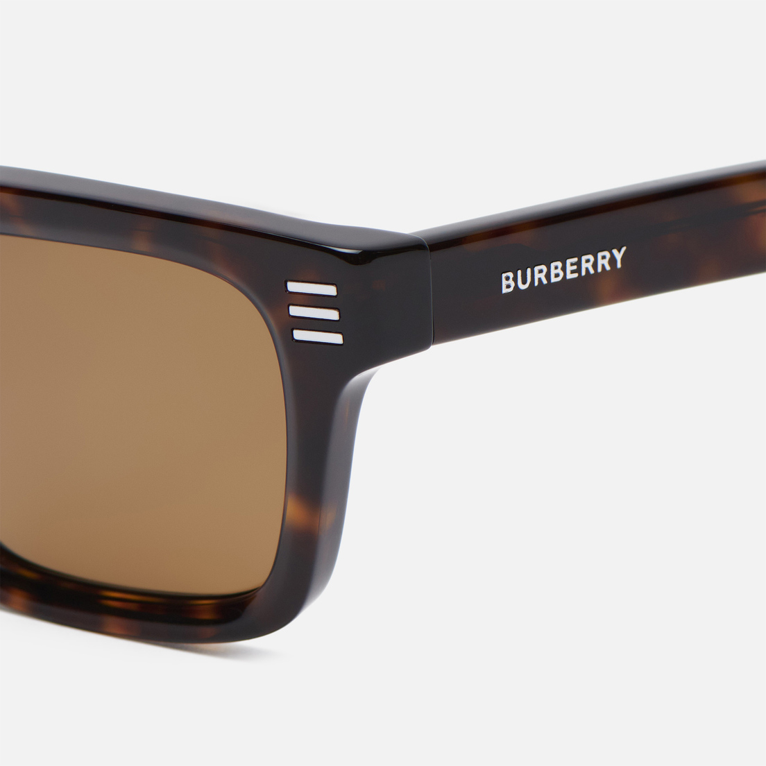 Burberry Солнцезащитные очки BE4403 Polarized