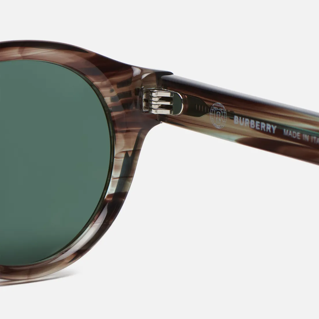 Burberry Солнцезащитные очки BE4404