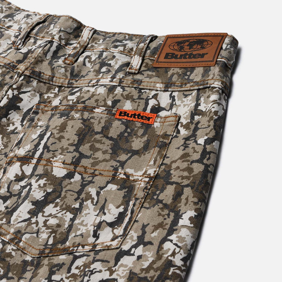 Butter Goods Мужские джинсы Bark Camo Denim