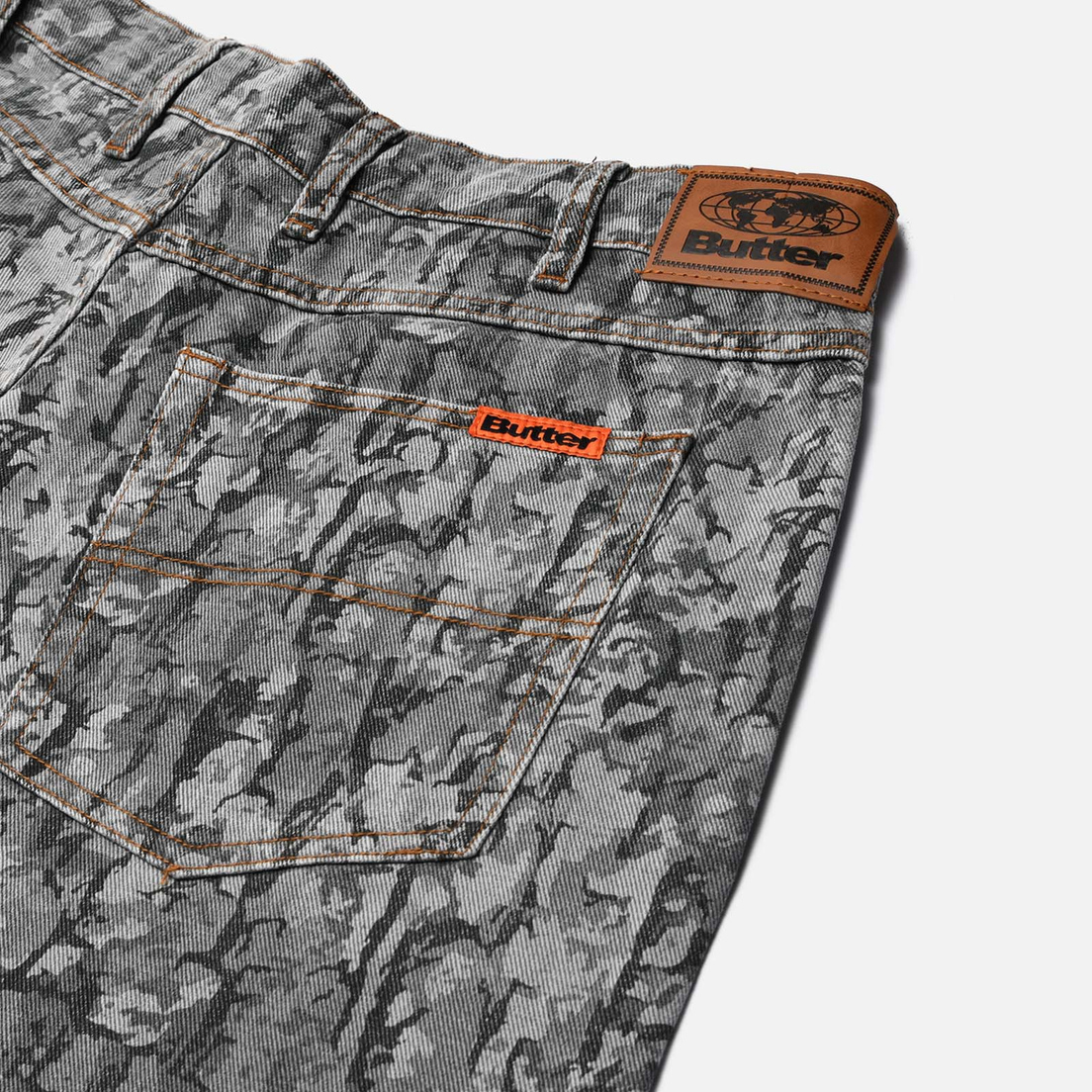 Butter Goods Мужские джинсы Bark Camo Denim