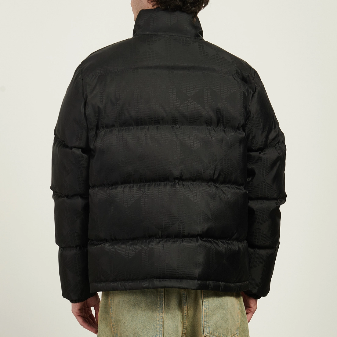 Lacoste Мужской пуховик Water-Repellent Monogram Jacquard Down