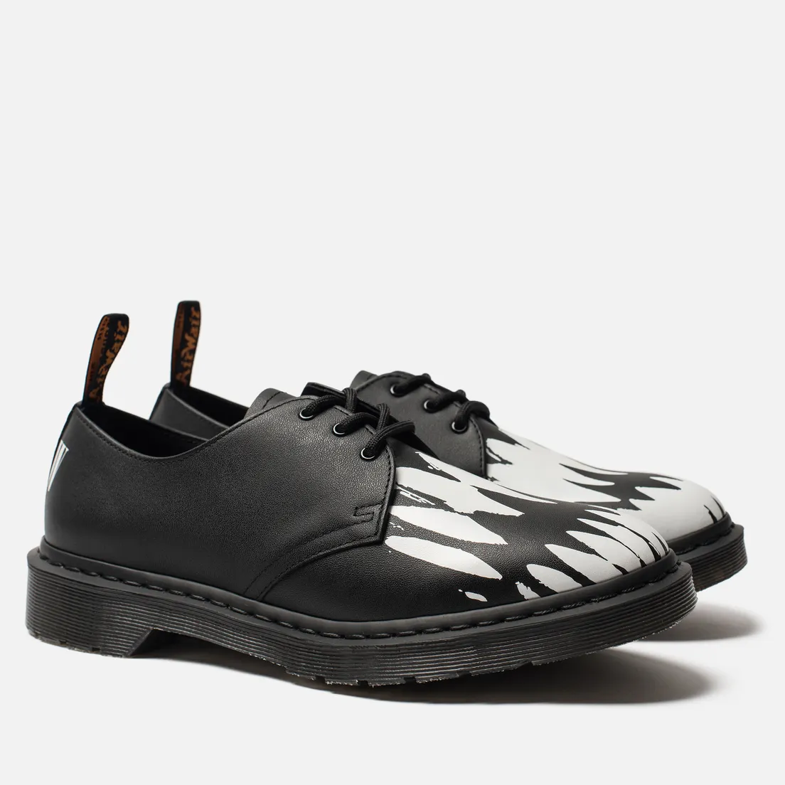 Dr. Martens Ботинки x Pleasures 1461