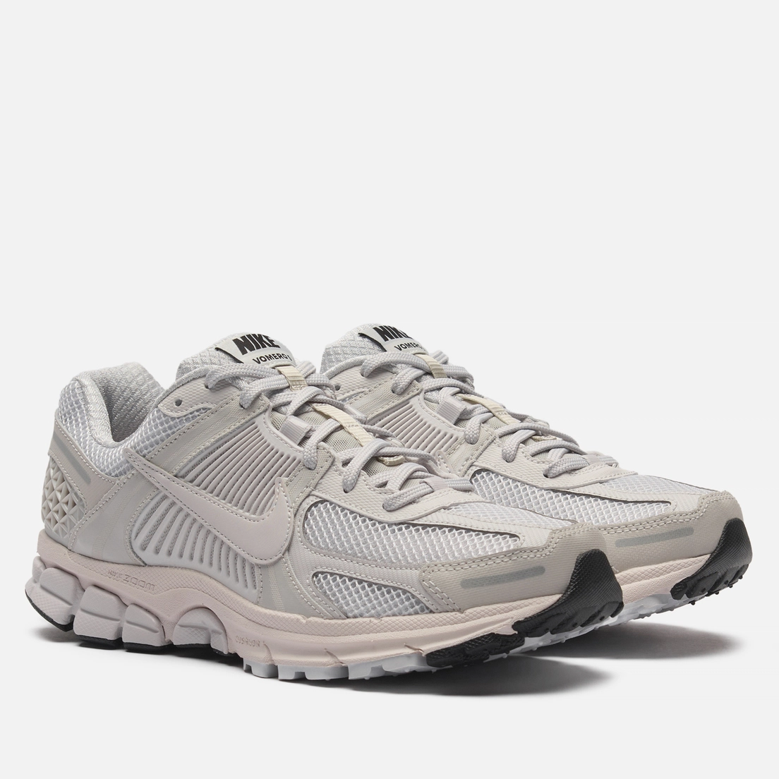 Nike Кроссовки Zoom Vomero 5