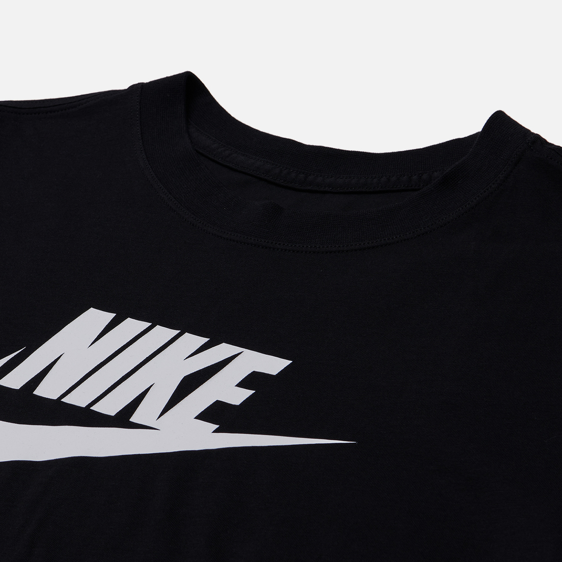 Nike Женская футболка Essential Cropped Icon Futura