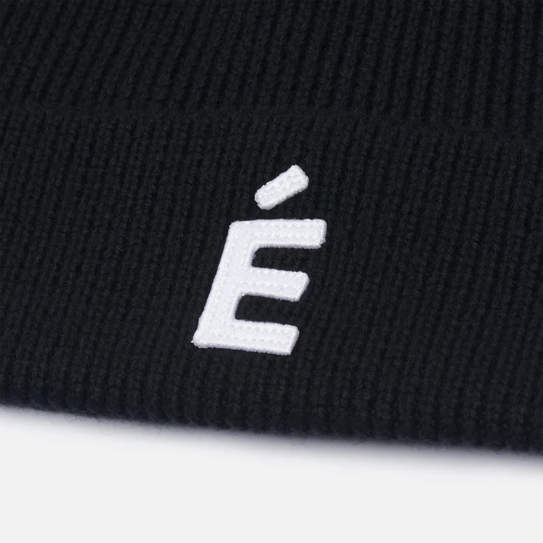 Etudes Шапка Basic Essentials Patch