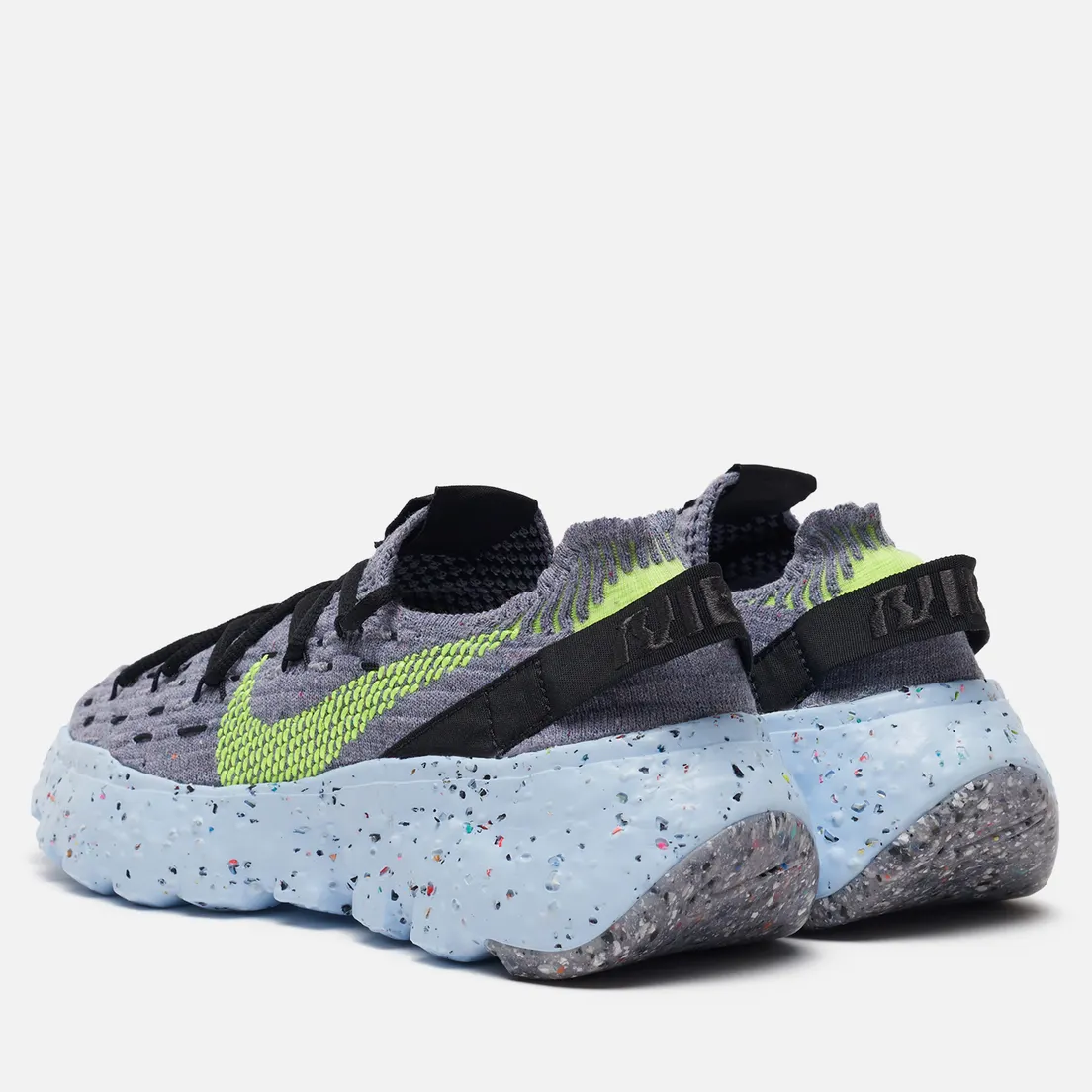 Nike Женские кроссовки Wmns Space Hippie 04