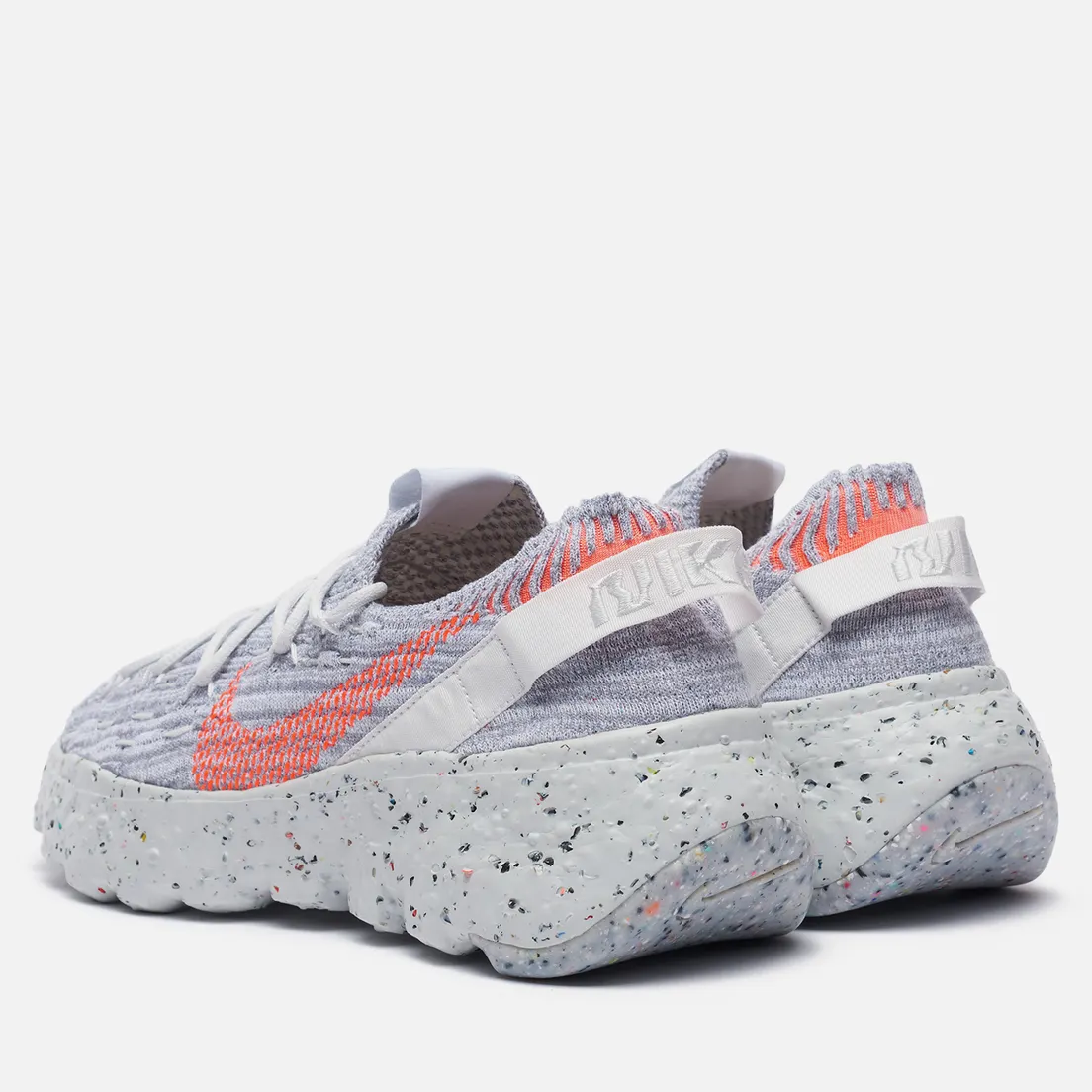 Nike Женские кроссовки Wmns Space Hippie 04