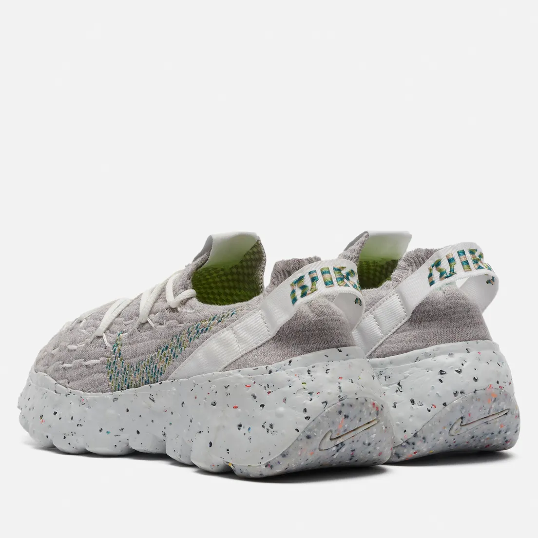 Nike Женские кроссовки Space Hippie 04
