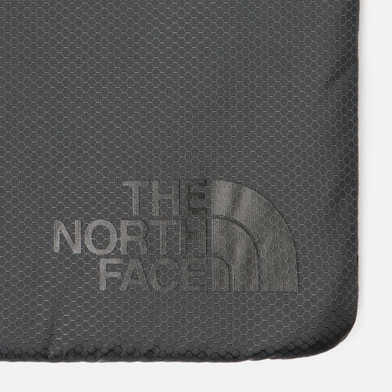 Чехол The North Face Flyweight Laptop 15 Asphalt Grey
